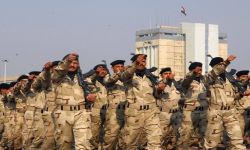 توقيع الأمر الديواني بترقية ضباط الدفاع